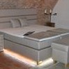 Postel Boxspring, čelo 4, detail osvětlení